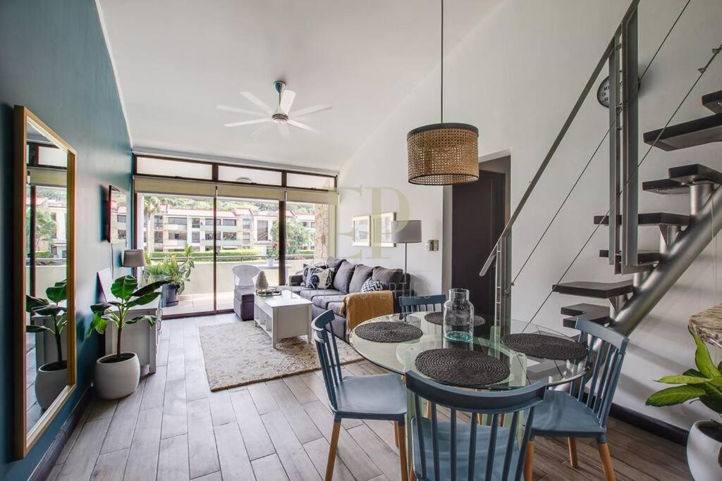 Cr Mariposa Rentals Lakeview Penthouse With Office Space, Pool, Gym, Tennis Санта-Ана Экстерьер фото